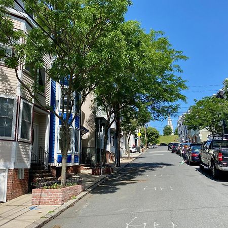 Sunny Convenient Home W/ Private Patio! Easy Walk To Everything! Boston Ngoại thất bức ảnh